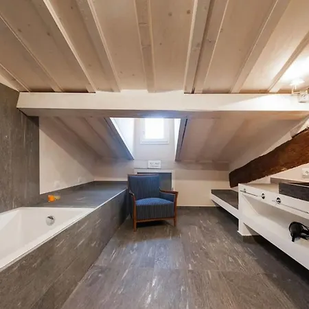 Belle Arti Penthouse In Apartment Florence
