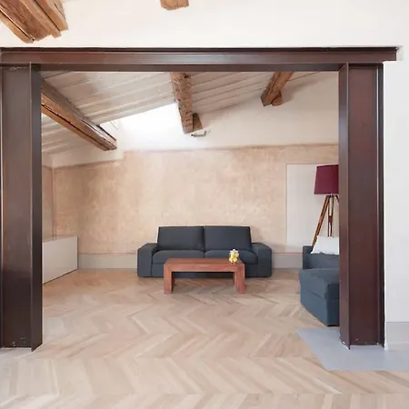 Apartmán Belle Arti Penthouse In